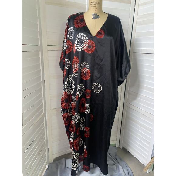 Up2date Fashion Black And Floral Print Kaftan One Size Loose Maxi Dress - Picture 1 of 9